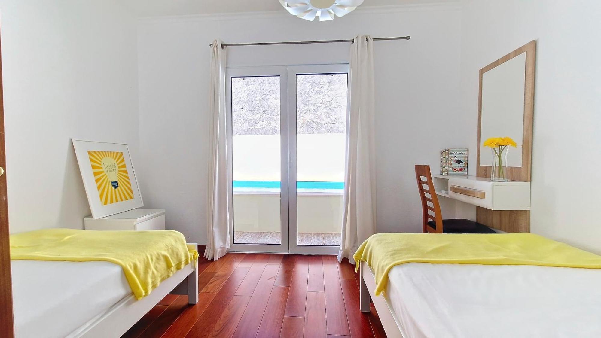Casa Eleanor By Lovelystay Calheta  Exteriér fotografie